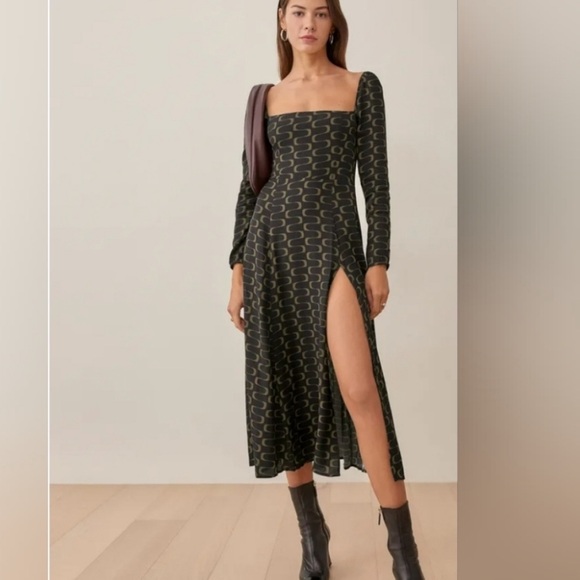 Reformation Dresses & Skirts - Reformation Sigmund Dress